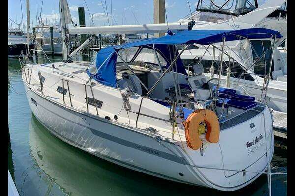 36-ft-Bavaria-2013-36 Cruiser-Knot Again Beaufort North Carolina United States  yacht for sale