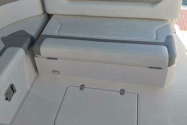 Photo of the 2011 Monterey 340 Sport Yacht