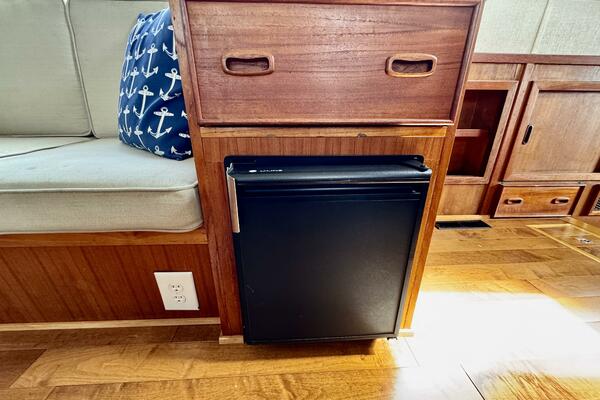 41ft Canoe Cove Yacht For Sale