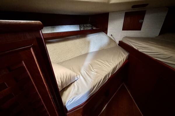 41ft Canoe Cove Yacht For Sale