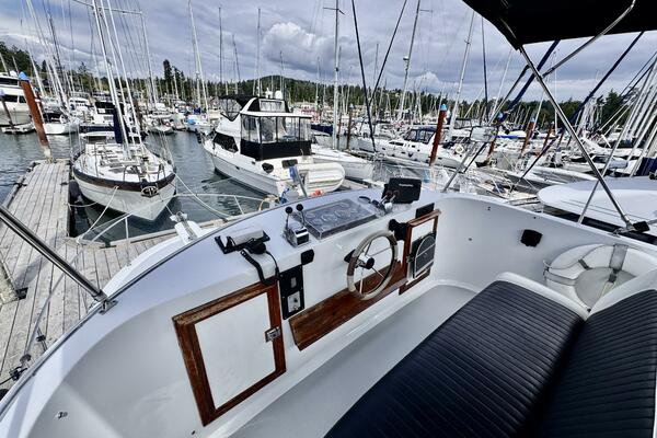 41ft Canoe Cove Yacht For Sale