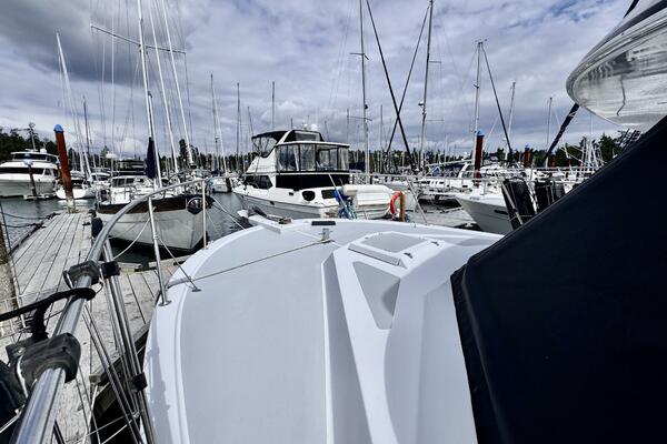 41ft Canoe Cove Yacht For Sale