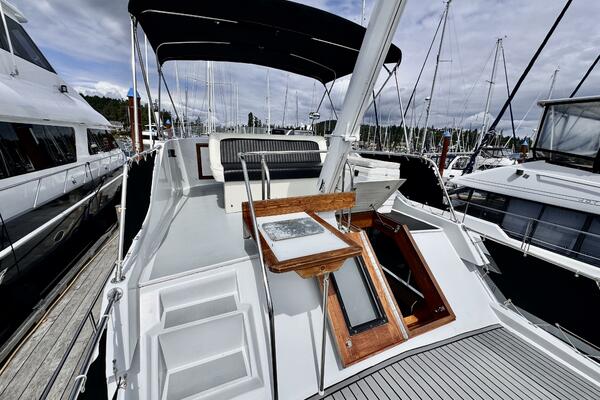 41ft Canoe Cove Yacht For Sale