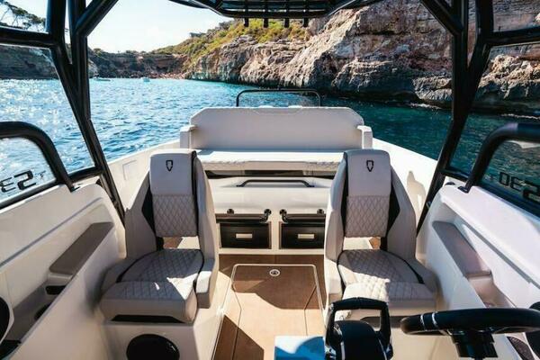 33ft Navan Yacht For Sale 33ft Navan Yacht For Sale