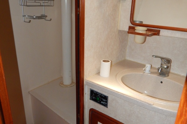 Tradition 48ft Egg Harbor Yacht For Sale