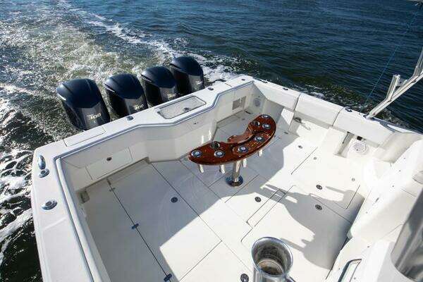 SeaVee Express Yacht For Sale