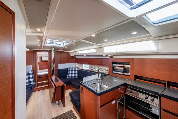 Dragon Fly 41ft Hanse Yacht For Sale