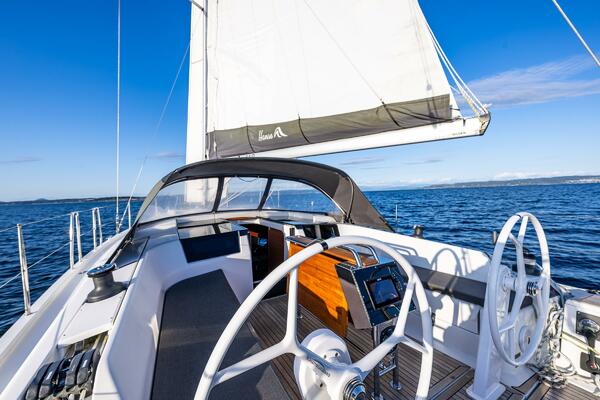 Dragon Fly 41ft Hanse Yacht For Sale