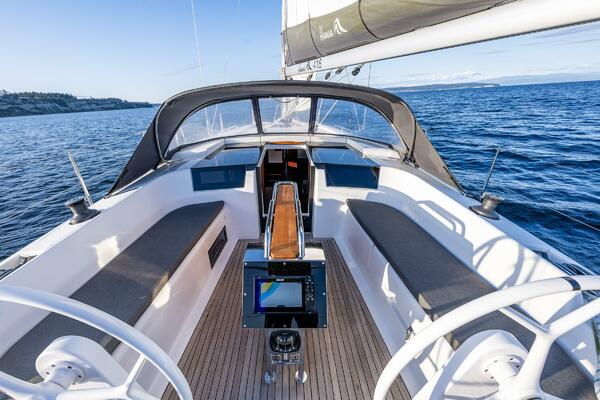 Dragon Fly 41ft Hanse Yacht For Sale