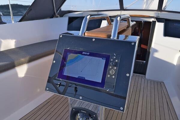 Dragon Fly 41ft Hanse Yacht For Sale