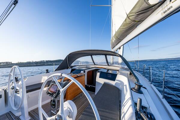 Dragon Fly 41ft Hanse Yacht For Sale