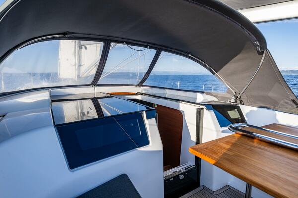 Dragon Fly 41ft Hanse Yacht For Sale