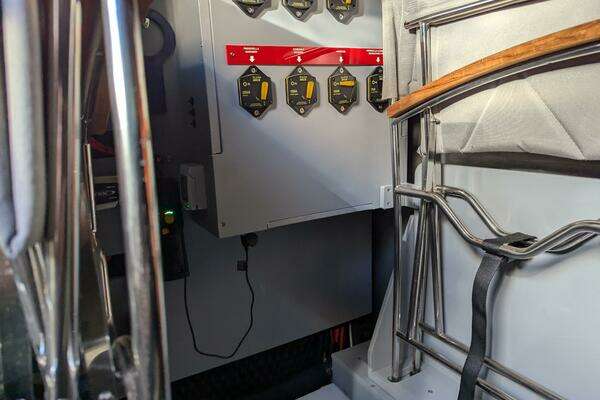 Cranchi Cranchi 46 Luxury Tender Yacht For Sale