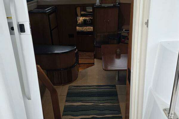 Carver 444 Cockpit Motor Yacht Yacht For Sale