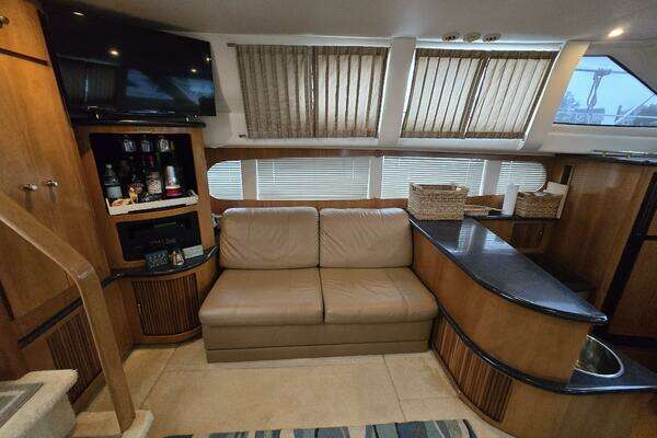 Carver 444 Cockpit Motor Yacht Yacht For Sale