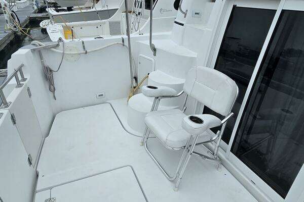 Carver 444 Cockpit Motor Yacht Yacht For Sale