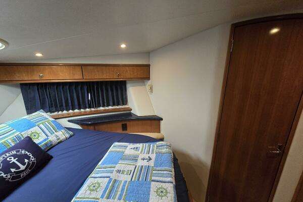 Carver 444 Cockpit Motor Yacht Yacht For Sale