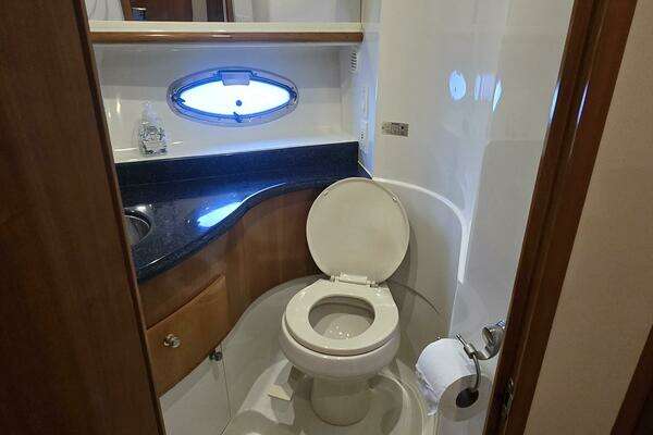 Carver 444 Cockpit Motor Yacht Yacht For Sale