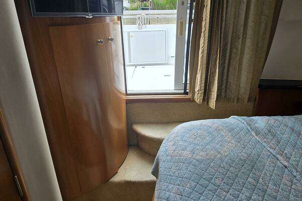 Carver 444 Cockpit Motor Yacht Yacht For Sale