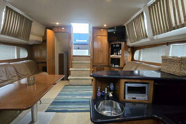 Carver 444 Cockpit Motor Yacht Yacht For Sale