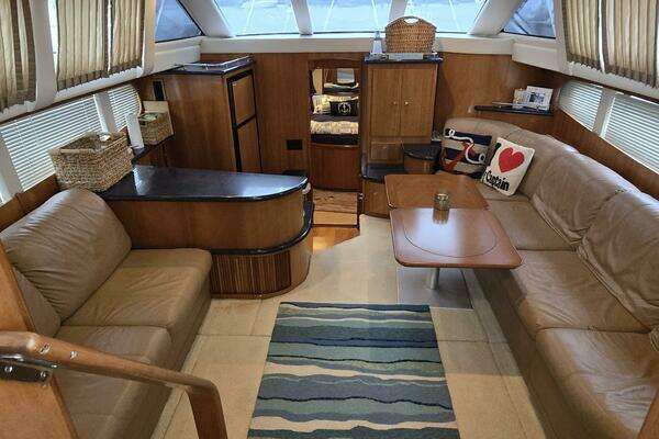 Carver 444 Cockpit Motor Yacht Yacht For Sale