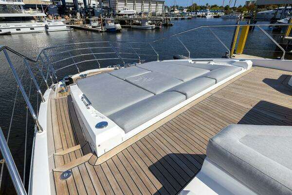 Azimut  Yacht For Sale