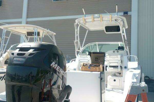 Photo of the 1999 Mako 