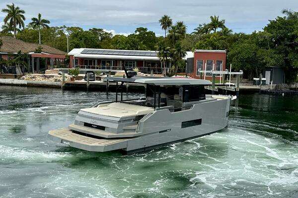 De Antonio D50 Coupé Yacht For Sale