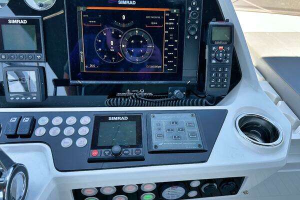 Sunseeker 74 Sport Yacht Yacht For Sale