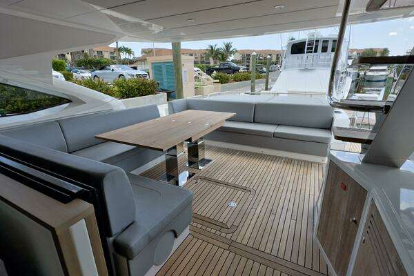 Sunseeker 74 Sport Yacht Yacht For Sale