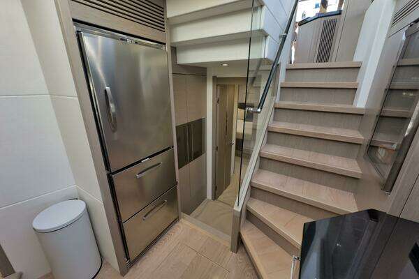 Sunseeker 74 Sport Yacht Yacht For Sale