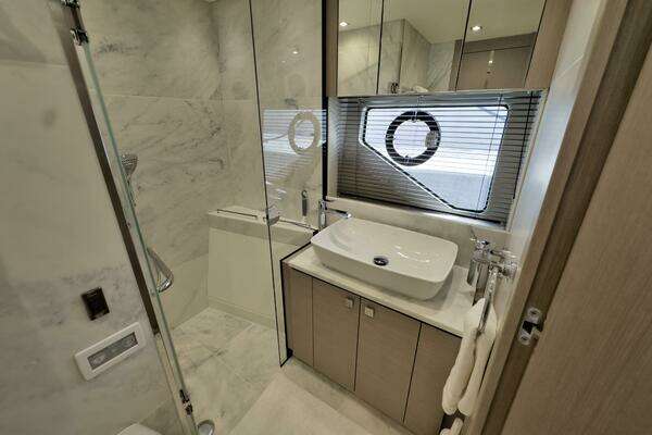 Sunseeker 74 Sport Yacht Yacht For Sale