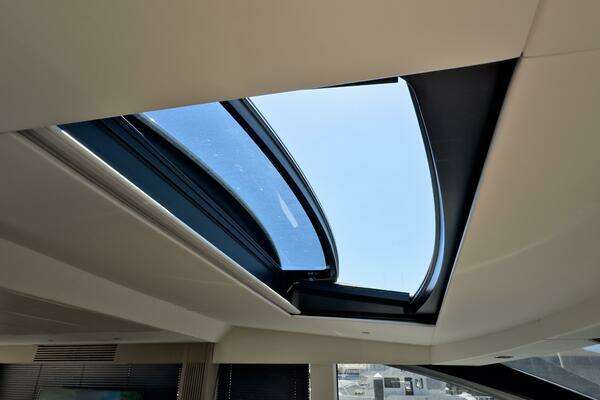 Sunseeker 74 Sport Yacht Yacht For Sale