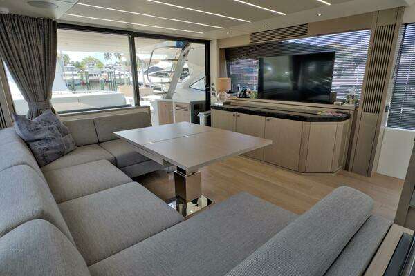 Sunseeker 74 Sport Yacht Yacht For Sale
