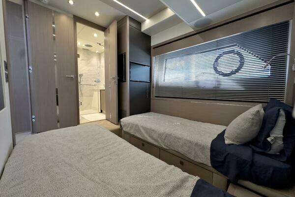 Sunseeker 74 Sport Yacht Yacht For Sale