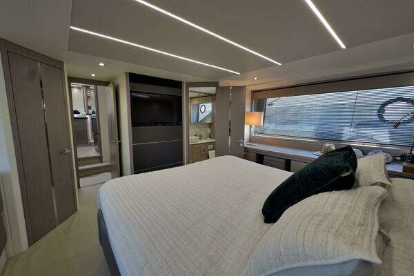 Sunseeker 74 Sport Yacht Yacht For Sale