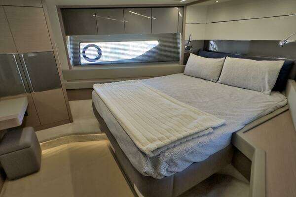 Sunseeker 74 Sport Yacht Yacht For Sale