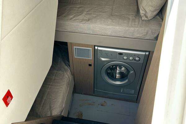 Sunseeker 74 Sport Yacht Yacht For Sale