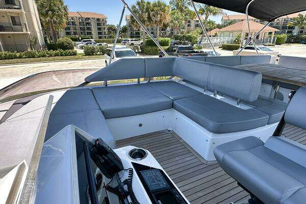 Sunseeker 74 Sport Yacht Yacht For Sale