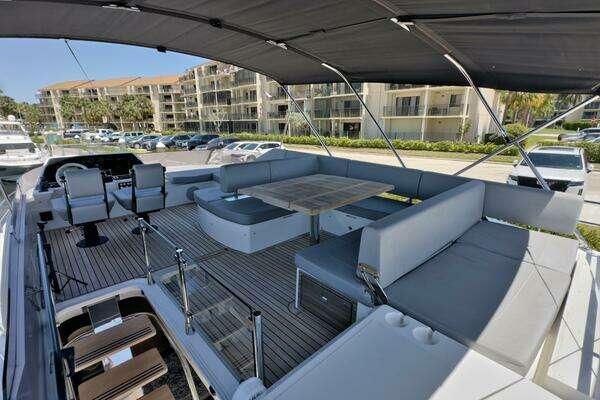 Sunseeker 74 Sport Yacht Yacht For Sale