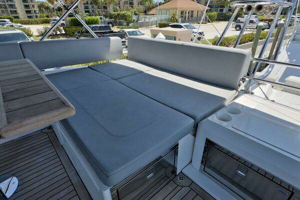 Sunseeker 74 Sport Yacht Yacht For Sale