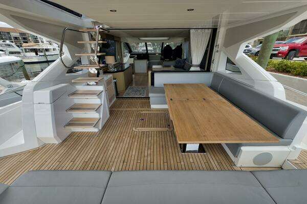 Sunseeker 74 Sport Yacht Yacht For Sale