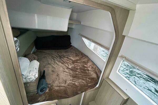 Aquila 36 Yacht For Sale