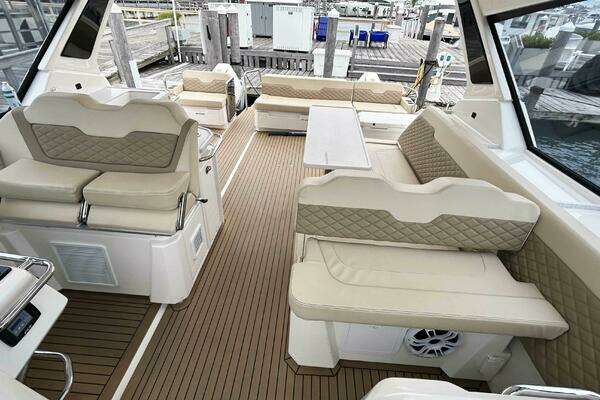 Aquila 36 Yacht For Sale