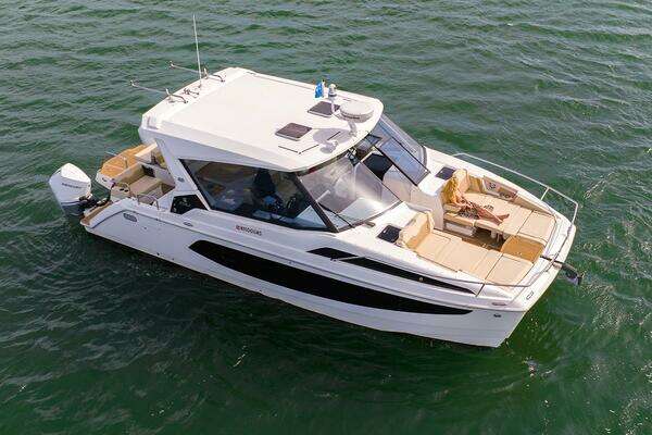 Aquila 36 Yacht For Sale