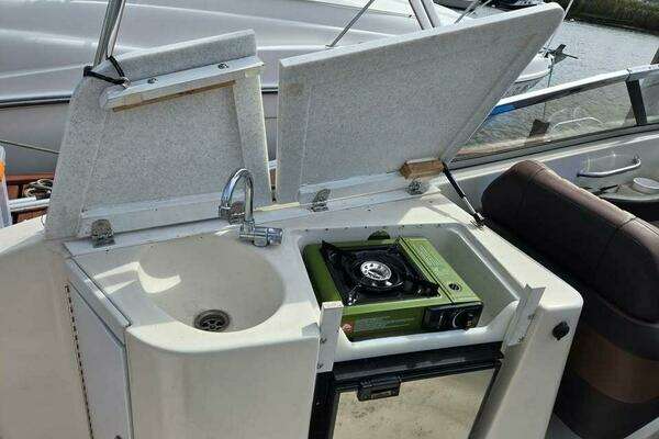 Photo of the 2002 Regal 262 LSC "DOUBLE DOWN"