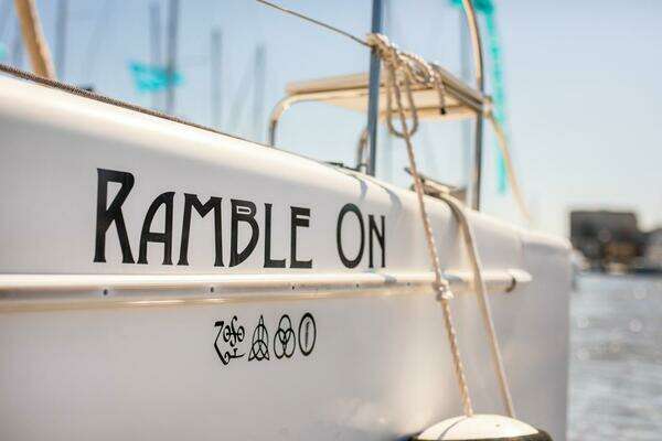 Fountaine Pajot  Yacht For Sale