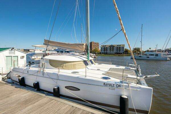 Fountaine Pajot  Yacht For Sale