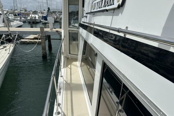 50ft Jefferson Yacht For Sale