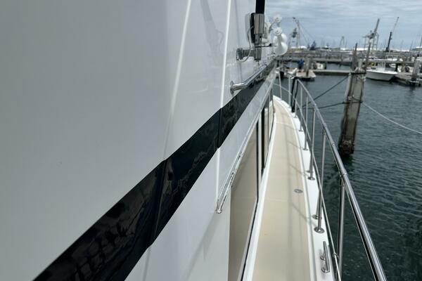 50ft Jefferson Yacht For Sale